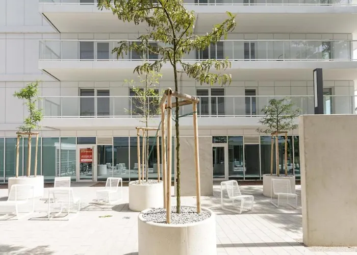 Central - Great Location - Cozy And Bright - Kw46